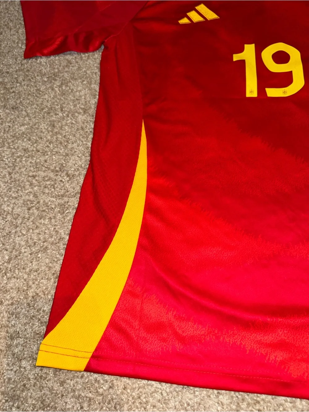 Adidas Spain 2022 Lamine Yamal #19 Men’s Home Soccer Jersey 🆕